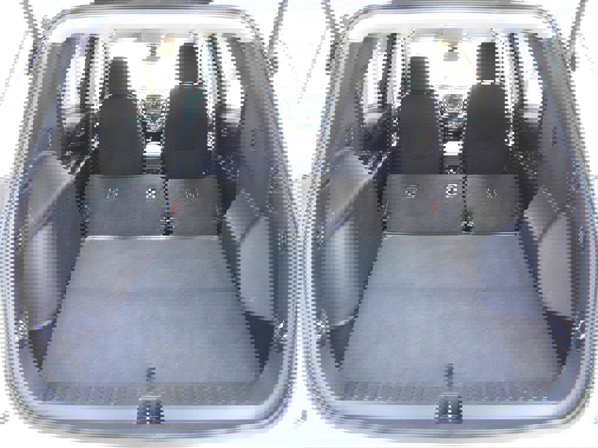 Used 2019 Chevrolet Equinox LT w/ Driver Convenience Package image 11