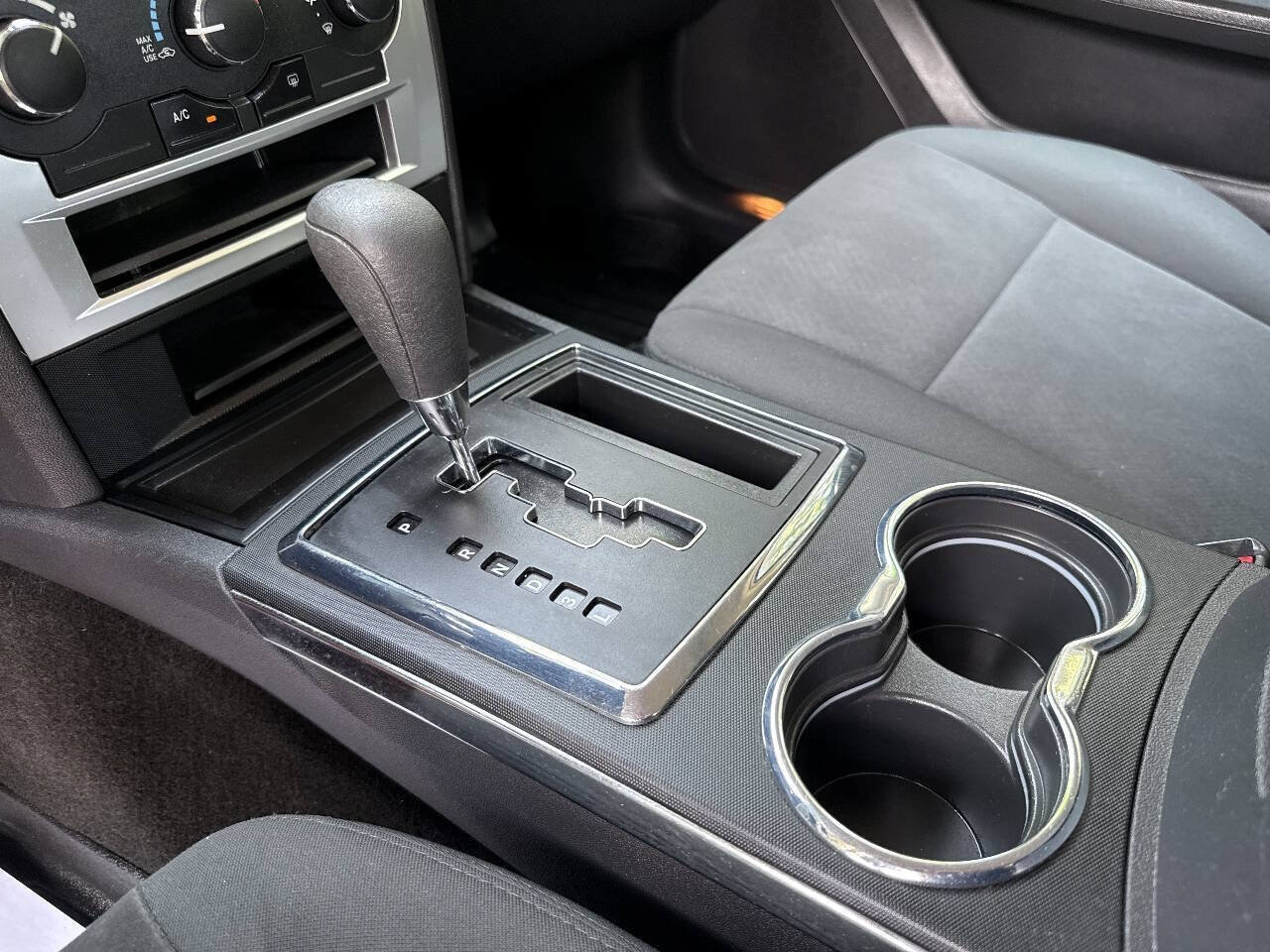 Used 2009 Chrysler 300 LX RWD image 23