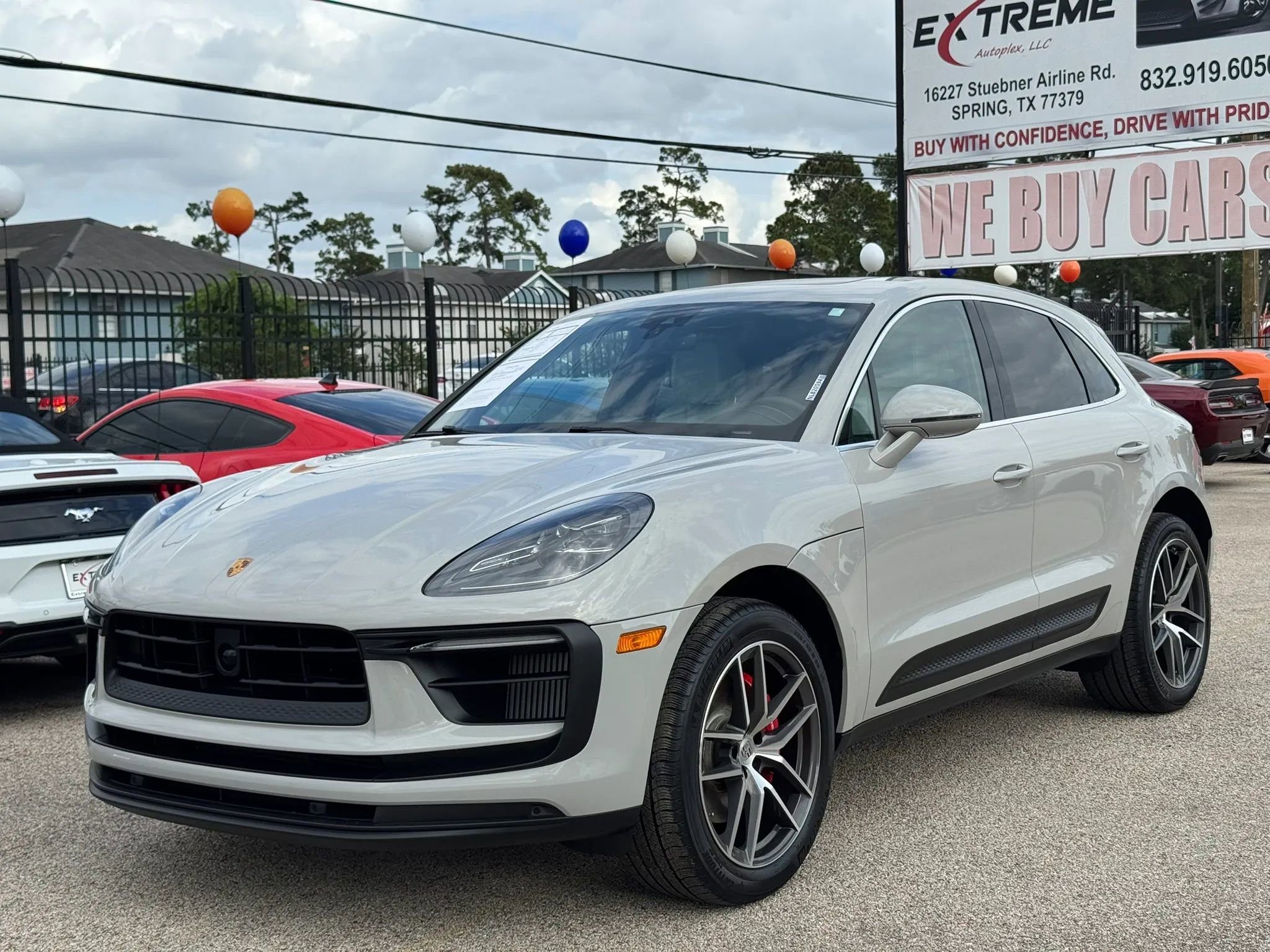 Used 2022 Porsche Macan S w/ Premium Package Plus AWD/4WD image 6