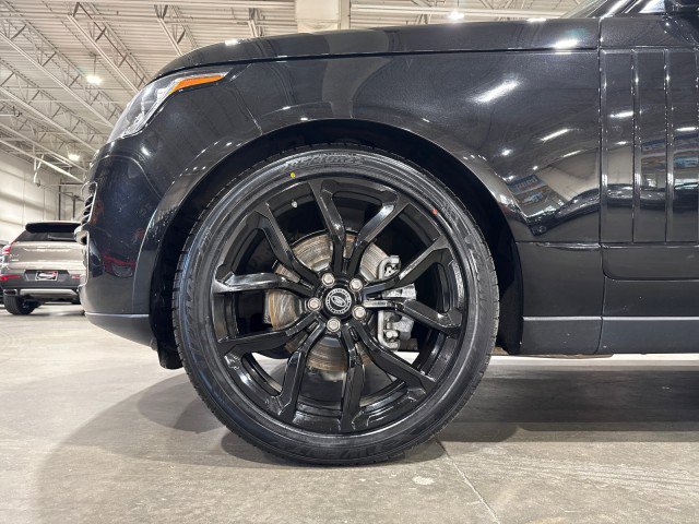 Used 2015 Land Rover Range Rover HSE image 20
