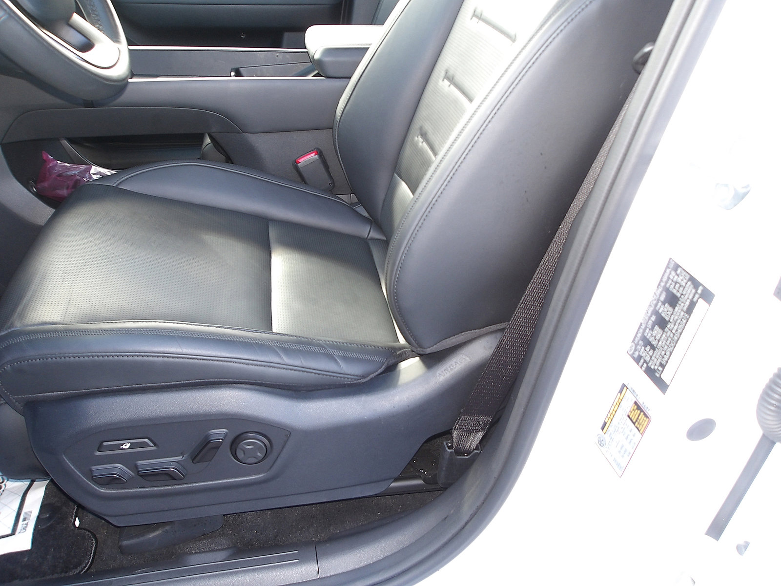 Certified 2025 Hyundai Santa Fe Calligraphy image 13