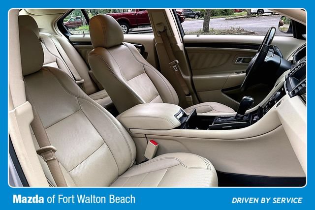 Used 2018 Ford Taurus Limited FWD image 30