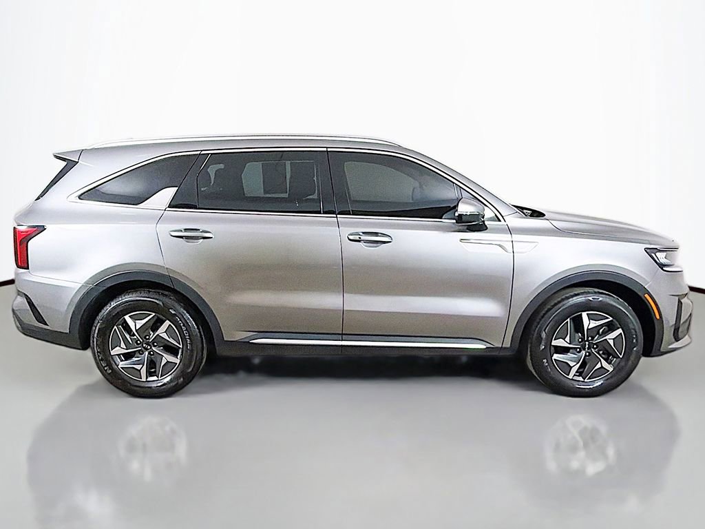 Used 2023 Kia Sorento EX w/ Panoramic Sunroof Package FWD image 17