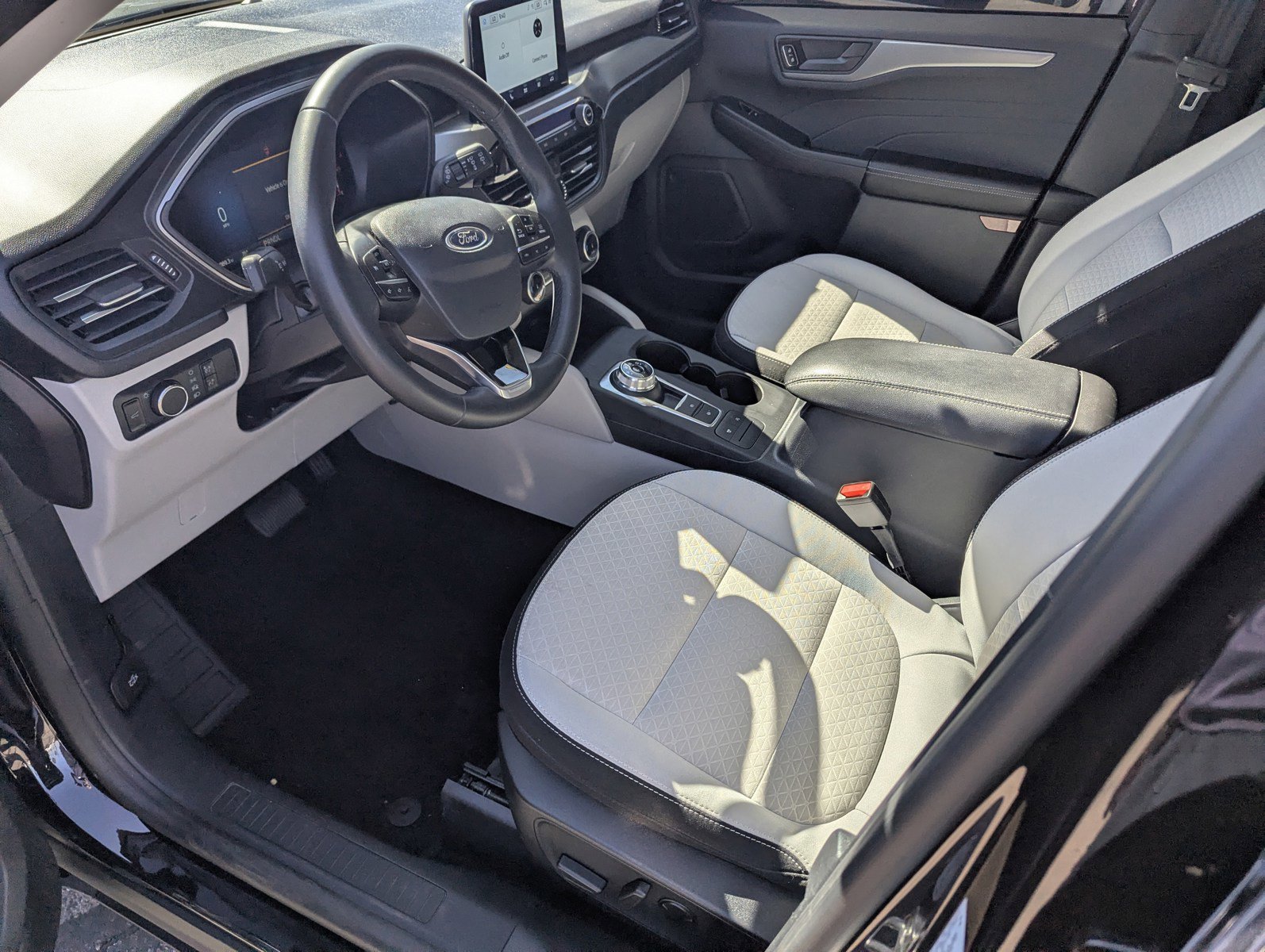Certified 2024 Ford Escape Active FWD image 9