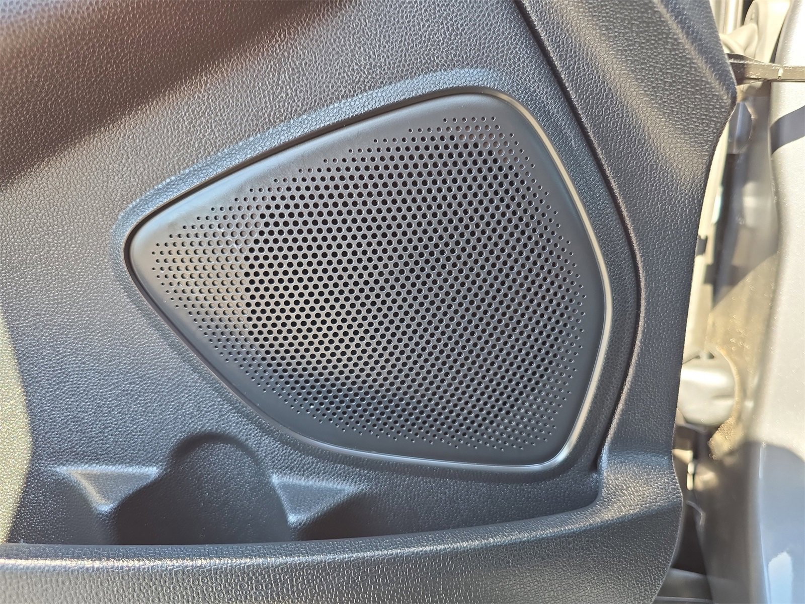 Certified 2021 Ford EcoSport SE w/ SE Convenience Package image 14