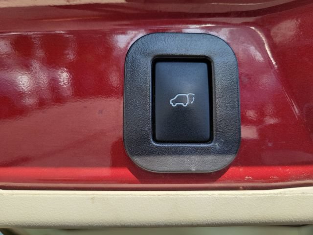 Used 2014 Toyota Sienna XLE FWD image 28