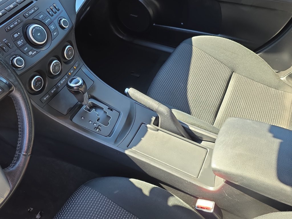Used 2013 MAZDA MAZDA3 i Touring FWD image 23