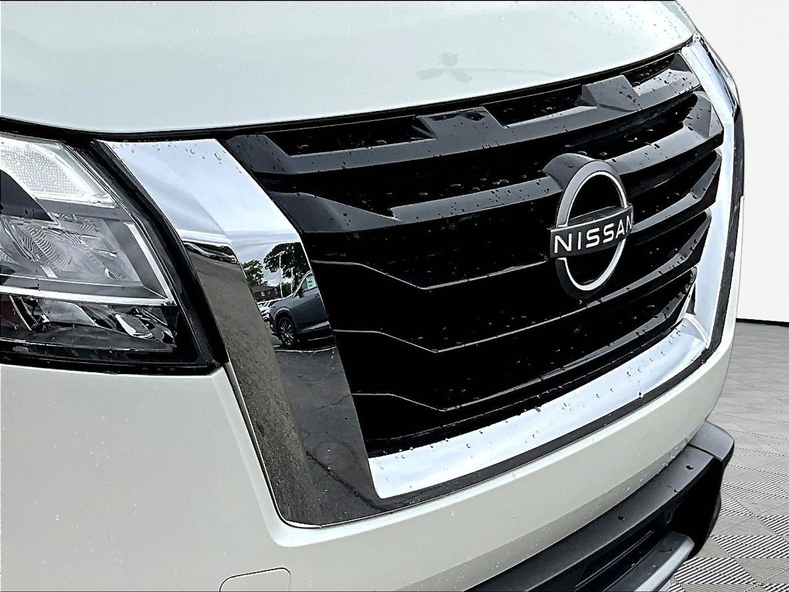 Certified 2024 Nissan Pathfinder SL AWD/4WD image 33