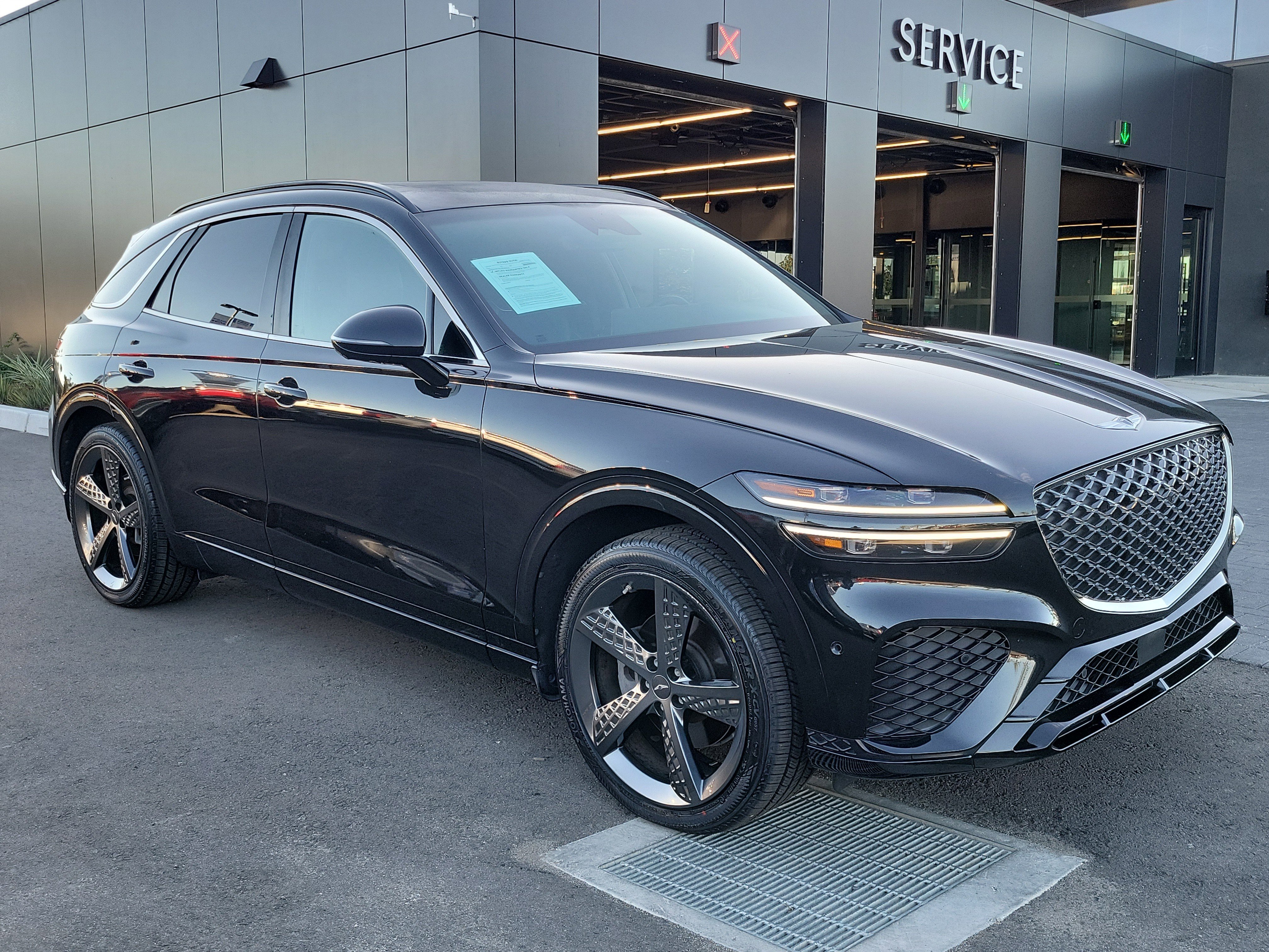 Certified 2022 Genesis GV70 2.5T w/ Sport Prestige Package image 28