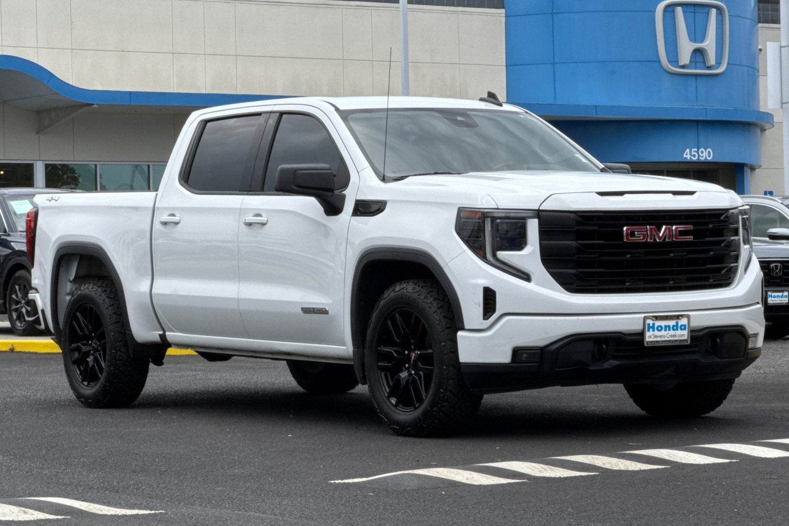 Used 2022 GMC Sierra 1500 Elevation AWD/4WD image 6