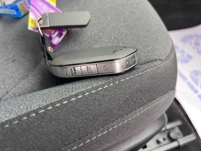 Certified 2025 Kia K4 LXS image 38