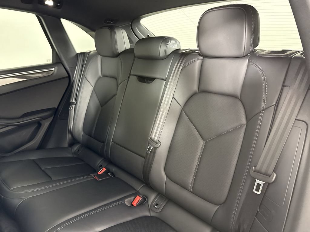 New 2025 Porsche Macan S AWD/4WD image 22