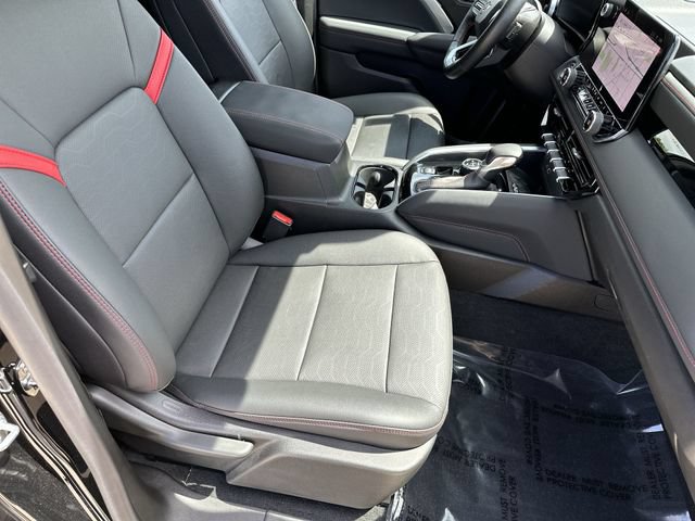 Certified 2025 Chevrolet Colorado Z71 w/ Z71 Convenience Package 2 AWD/4WD image 28