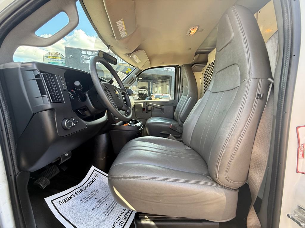 Used 2024 Chevrolet Express 2500 w/ Driver Convenience Package image 17