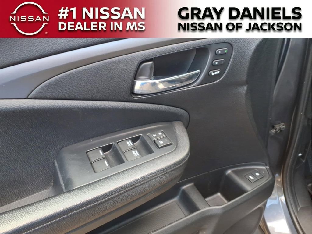 Used 2021 Honda Pilot Special Edition image 12