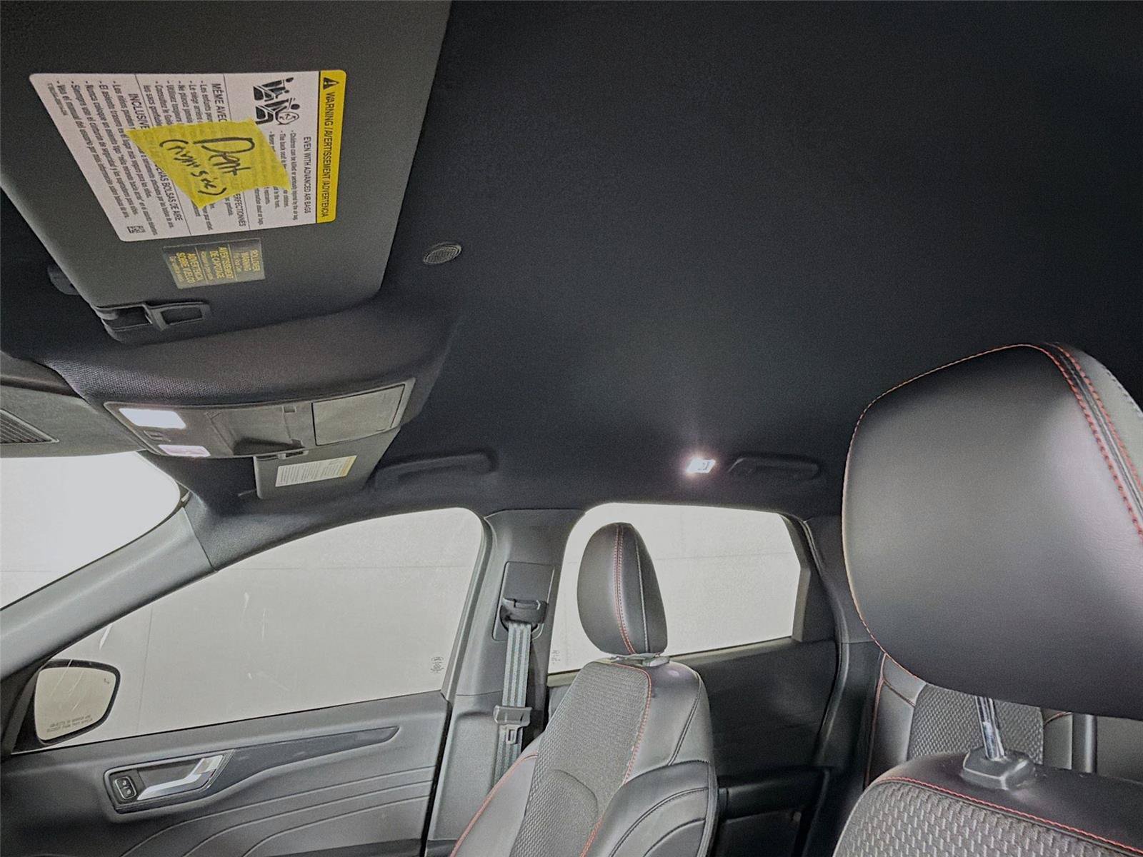 Used 2024 Ford Escape ST-Line Select AWD/4WD image 5