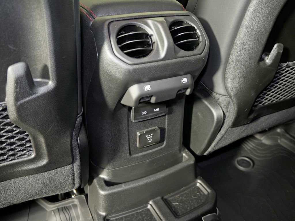 Used 2024 Jeep Wrangler Unlimited Rubicon w/ Dual Top Group AWD/4WD image 37
