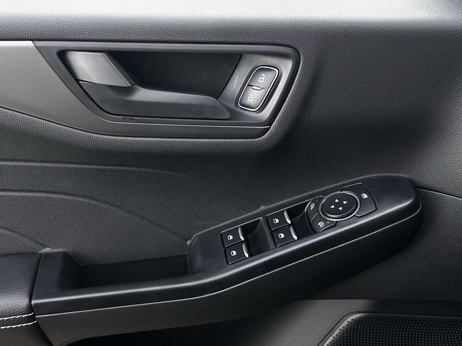 New 2026 Ford Escape Active FWD image 21