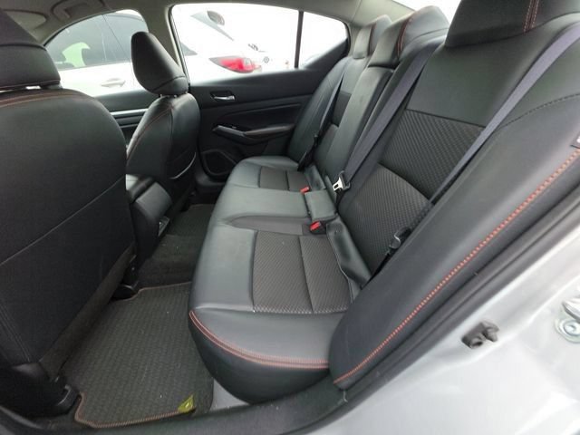 Used 2025 Nissan Altima 2.5 SR AWD/4WD image 12