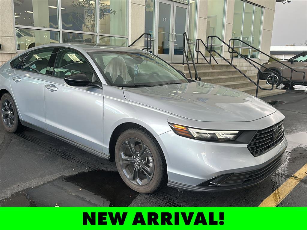 Used 2025 Honda Accord SE