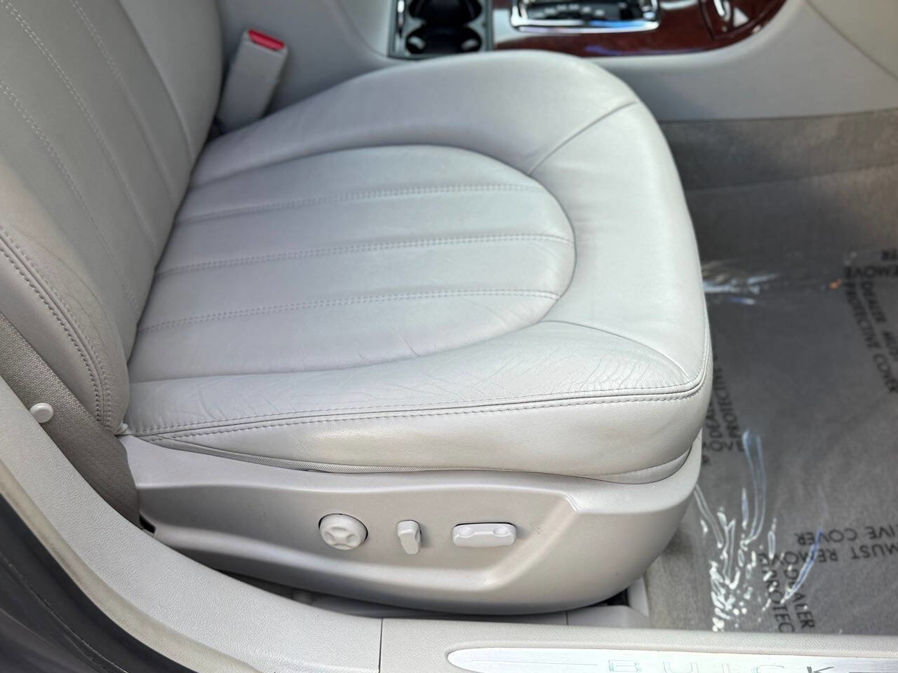 Used 2007 Buick Lucerne CXL w/ Luxury Package image 42