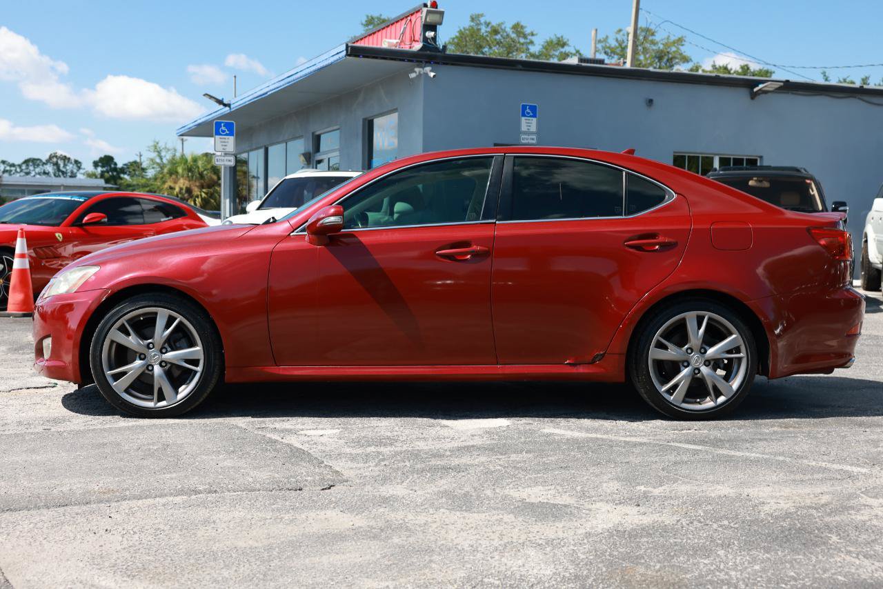 Used 2010 Lexus IS 250 RWD image 3