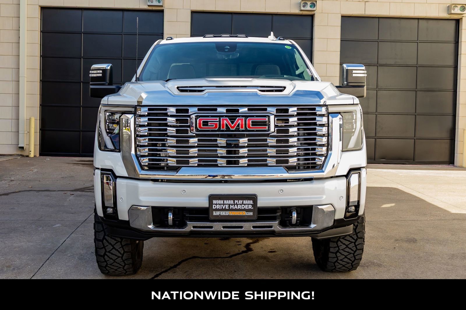 Used 2025 GMC Sierra 3500 Denali w/ Denali Reserve Package AWD/4WD image 4