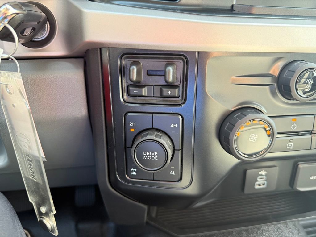 New 2026 Ford F350 XL w/ XL Chrome Package image 25