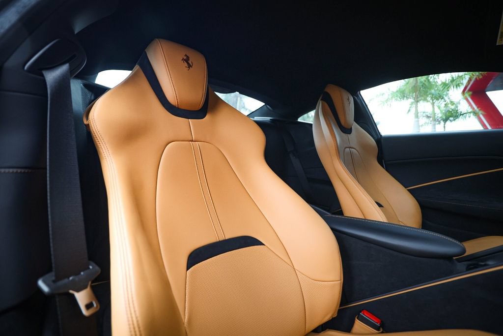 Certified 2022 Ferrari Roma RWD image 49