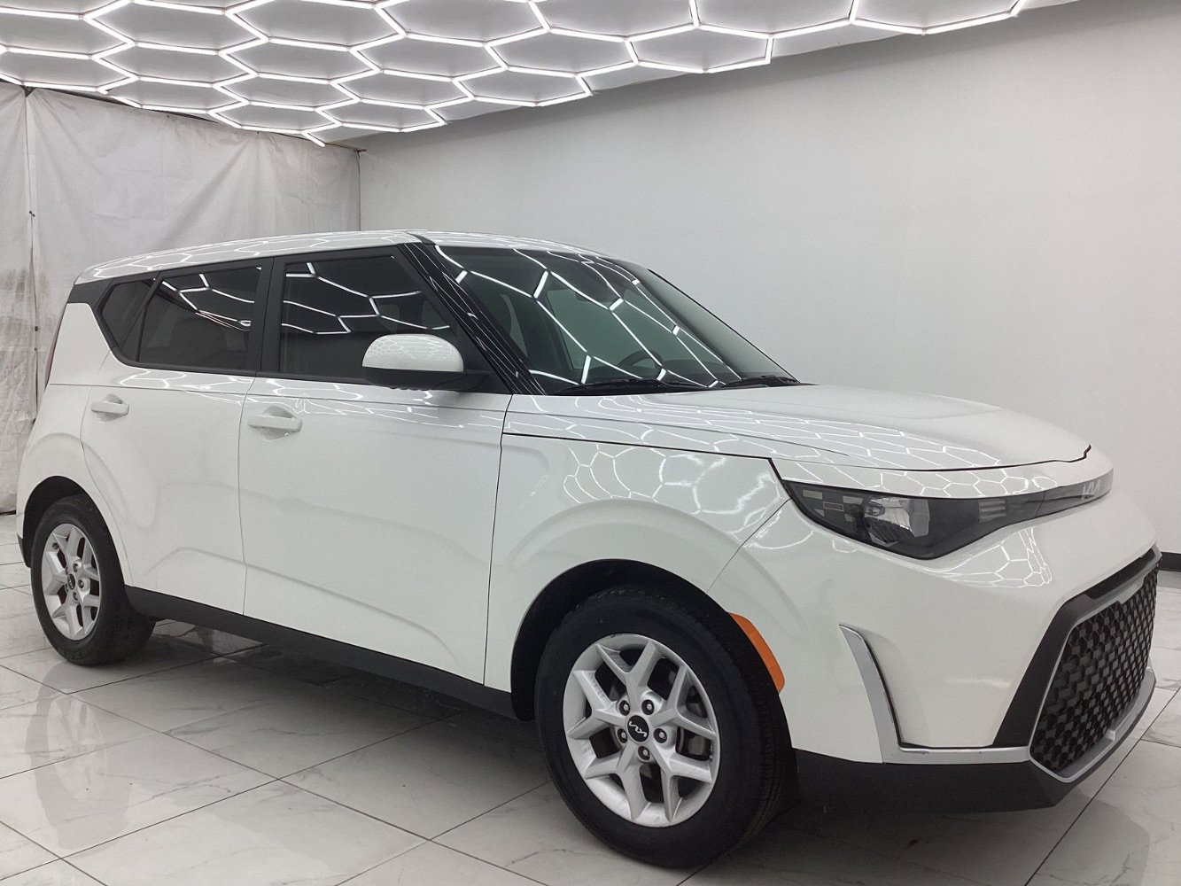 Used 2023 Kia Soul LX w/ Option Group 015 image 7