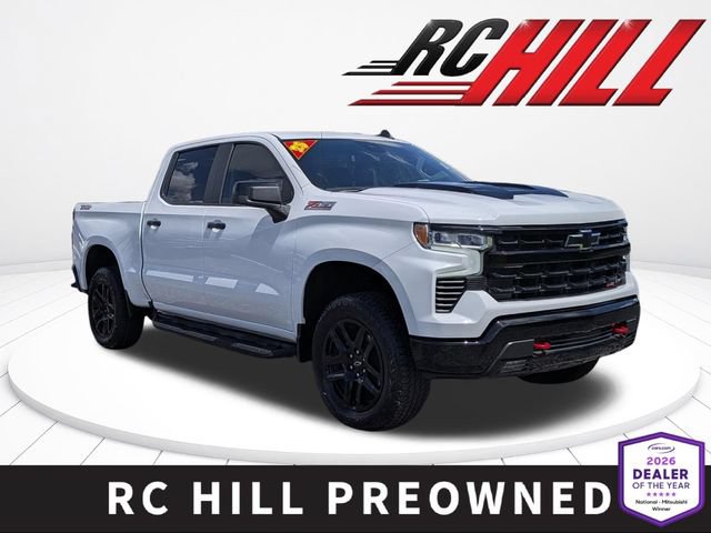 Used 2025 Chevrolet Silverado 1500 LT Trail Boss w/ Convenience Package II AWD/4WD image 1