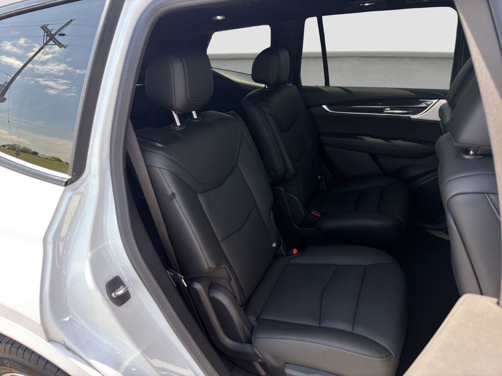 Used 2024 Cadillac XT6 Sport AWD/4WD image 19