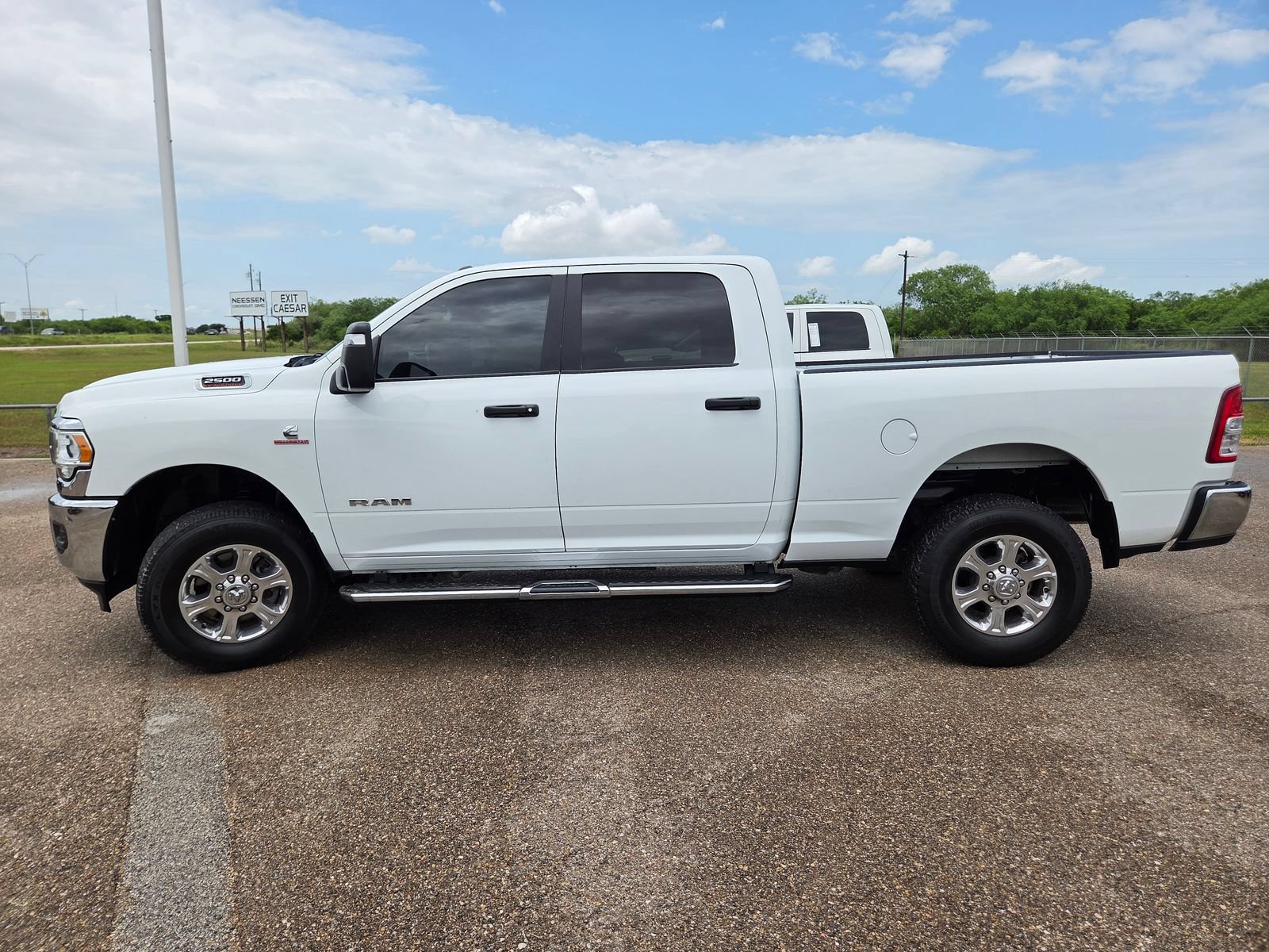 Used 2023 RAM 2500 Big Horn w/ Level 1 Equipment Group AWD/4WD image 4