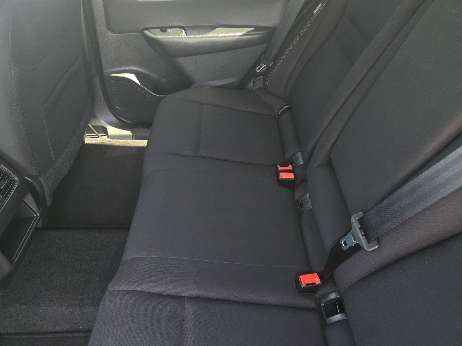 Used 2024 Nissan Rogue S AWD/4WD image 5