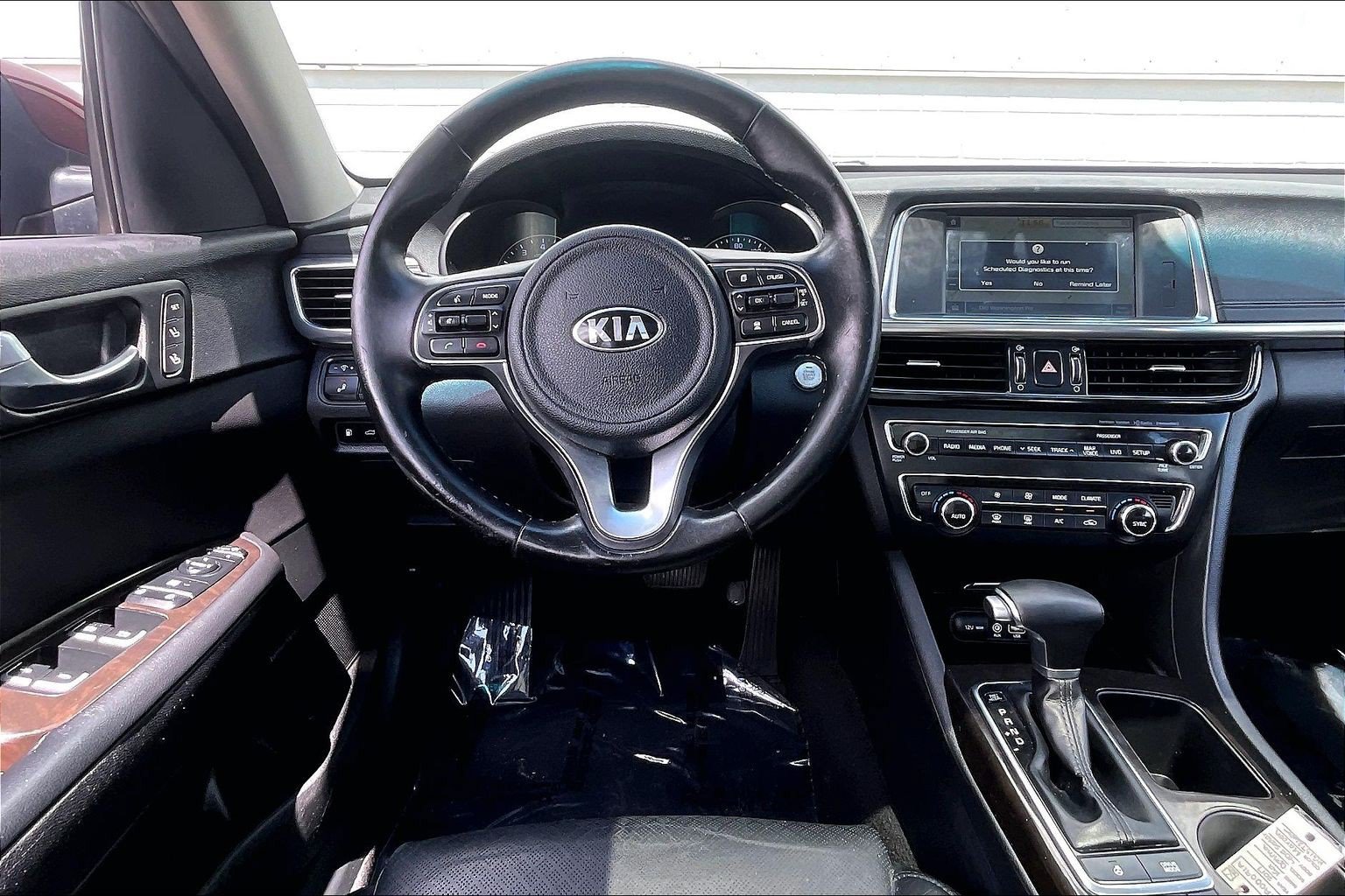 Used 2017 Kia Optima EX w/ Premium Package FWD image 6