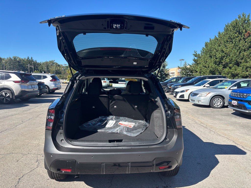 Certified 2026 Nissan Kicks SV w/ SV Premium Package AWD/4WD image 7