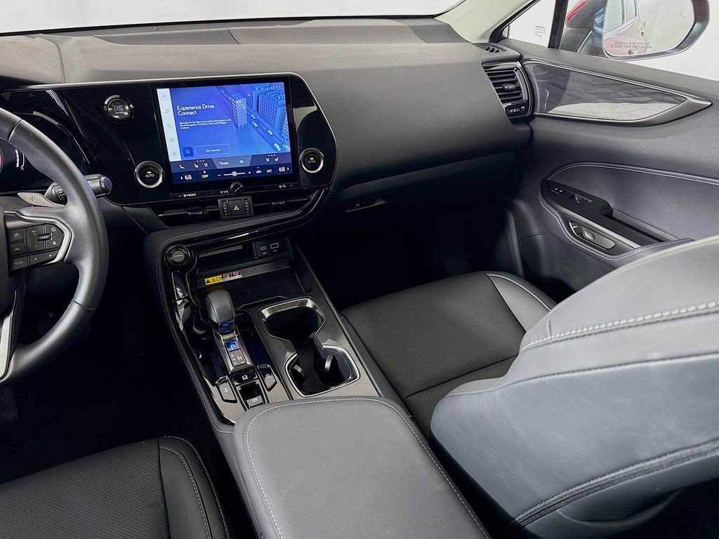 Used 2025 Lexus NX 250 FWD w/ Accessory Package (Z1) image 24