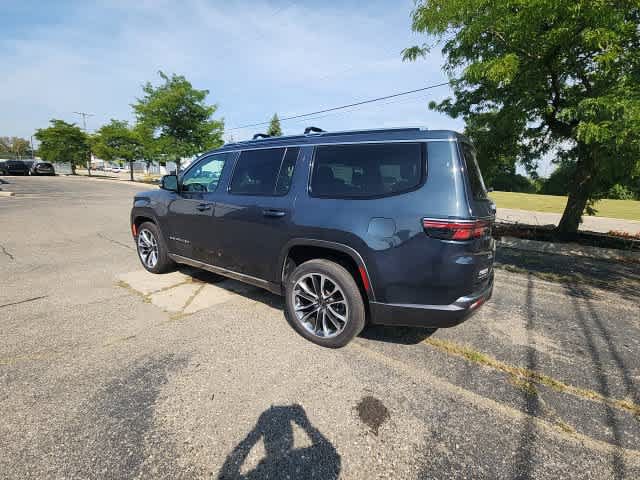 Used 2022 Jeep Wagoneer Series III w/ Premium Group I AWD/4WD image 18