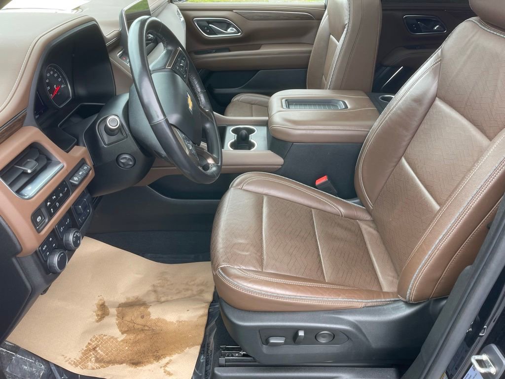 Used 2021 Chevrolet Tahoe High Country w/ Premium Package AWD/4WD image 12