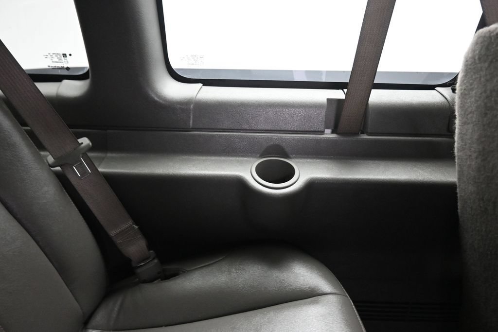 Used 2023 Chevrolet Express 3500 LS RWD image 28