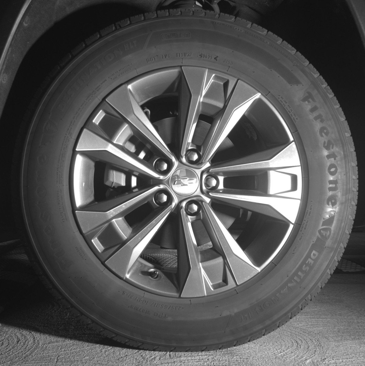 Used 2025 Chevrolet Equinox LT FWD image 12