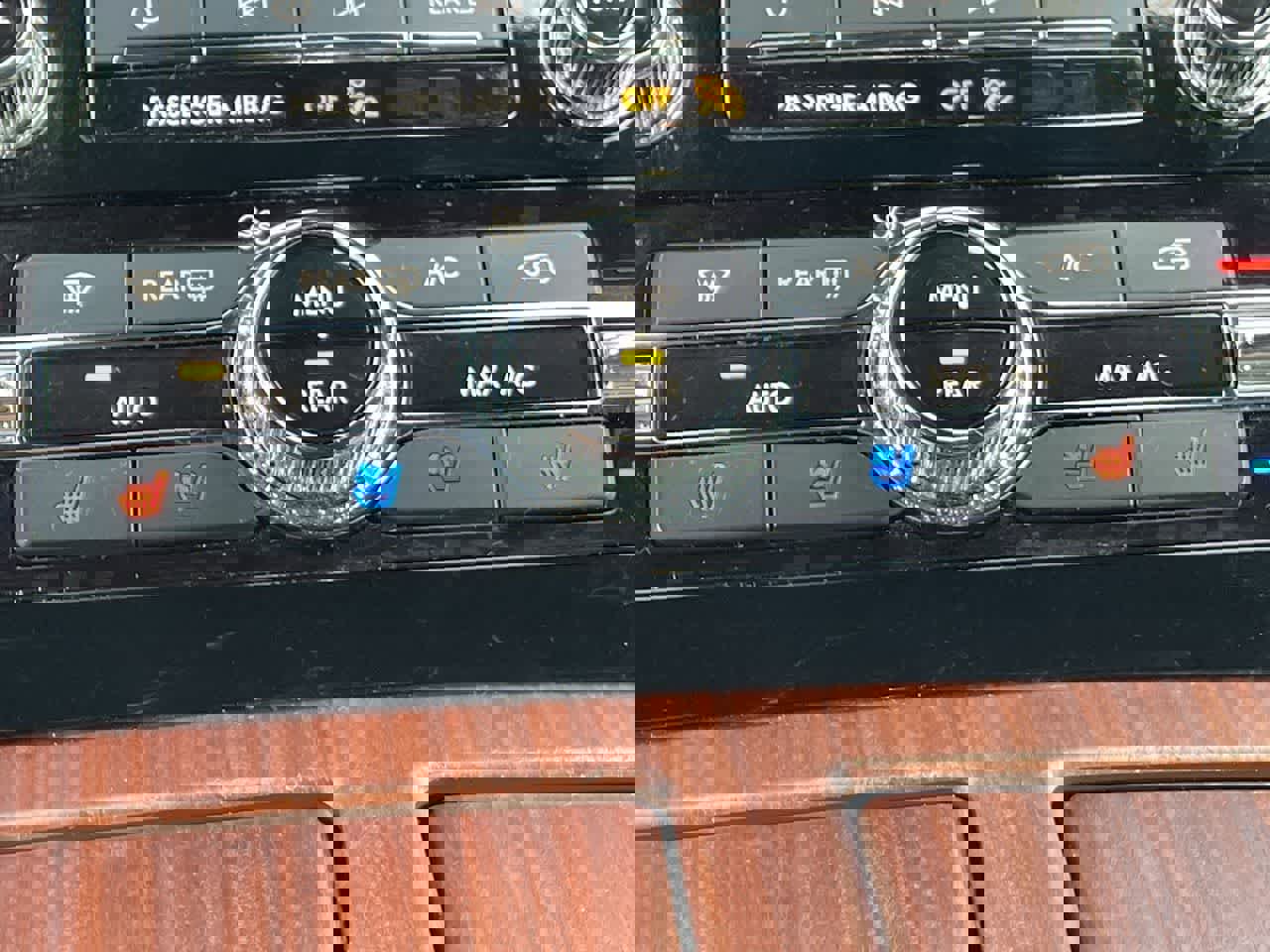 Used 2024 Lincoln Navigator L Reserve image 25