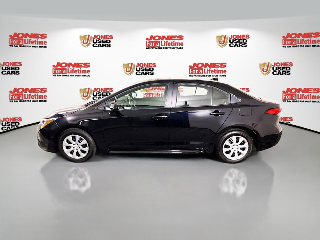 Certified 2025 Toyota Corolla LE FWD image 14