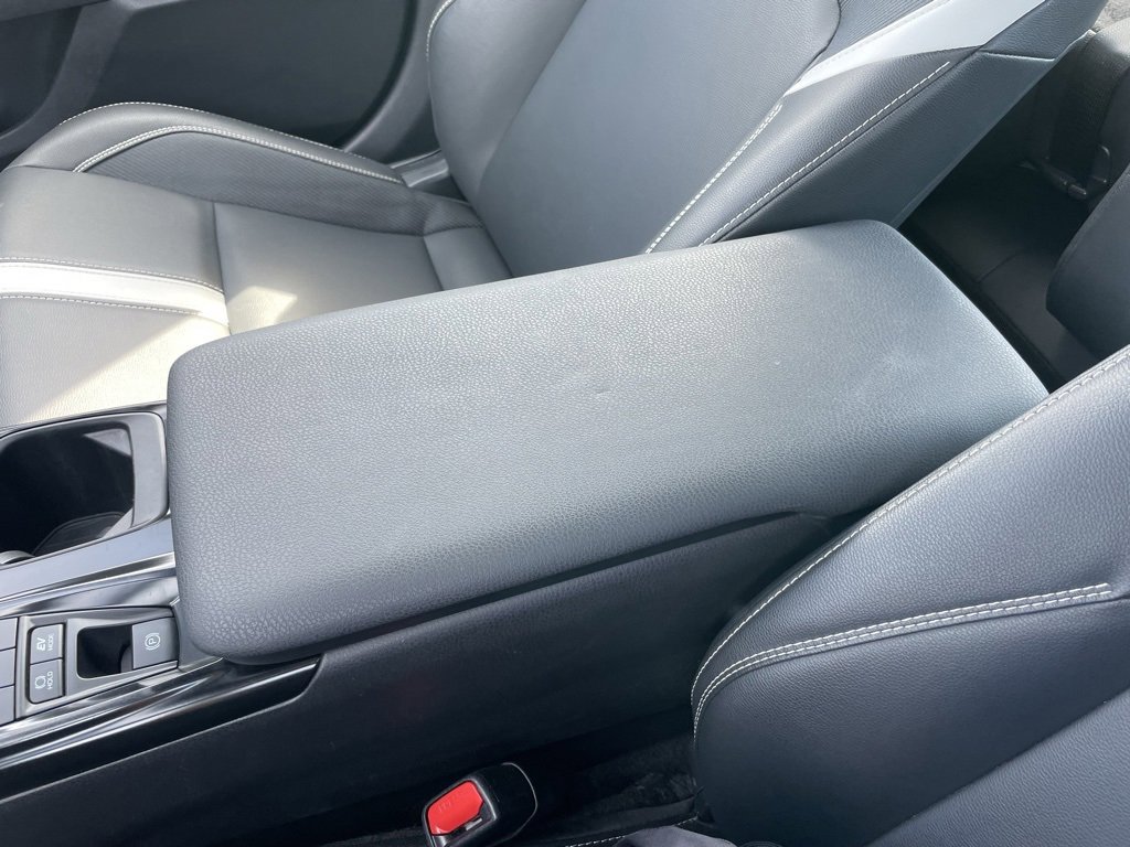 Used 2025 Toyota Camry SE image 45