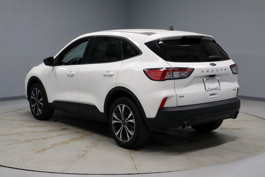 Certified 2022 Ford Escape SE w/ SE Sport Appearance Package image 9