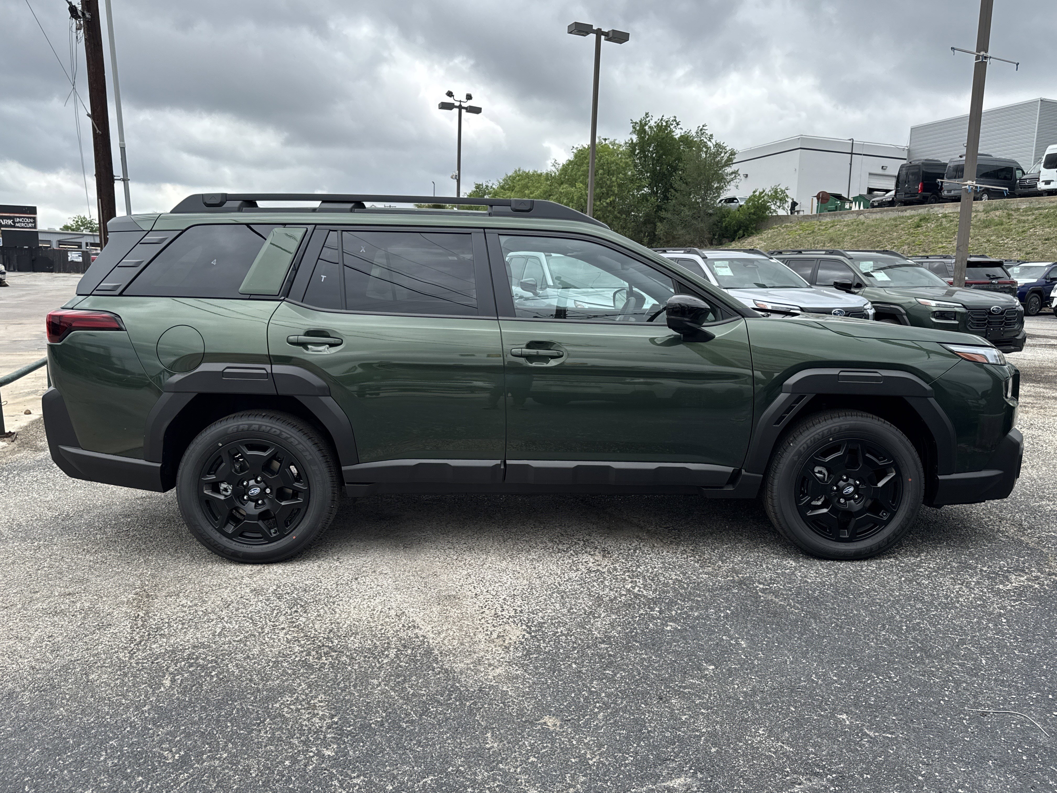 New 2026 Subaru Outback Limited AWD/4WD image 2