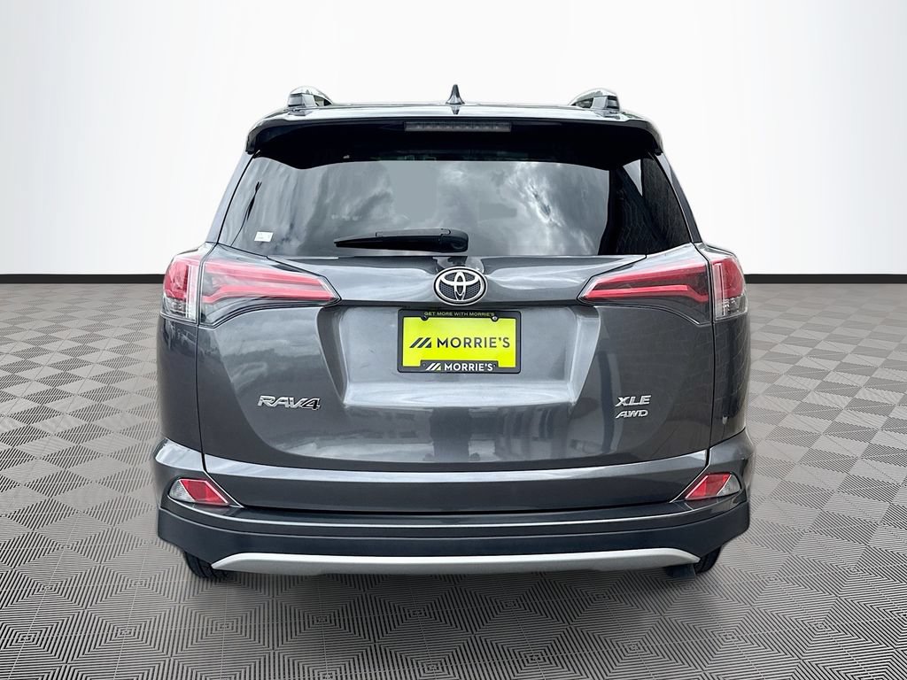 Used 2017 Toyota RAV4 XLE AWD/4WD image 31
