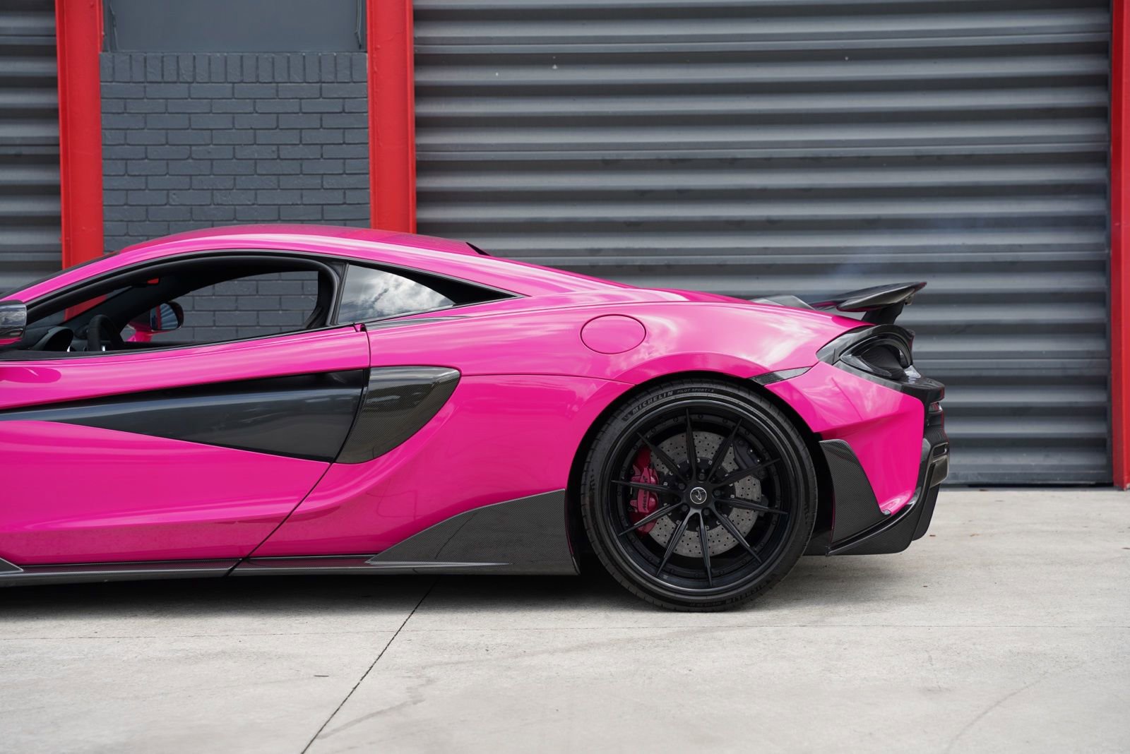 Used 2019 McLaren 600LT image 12