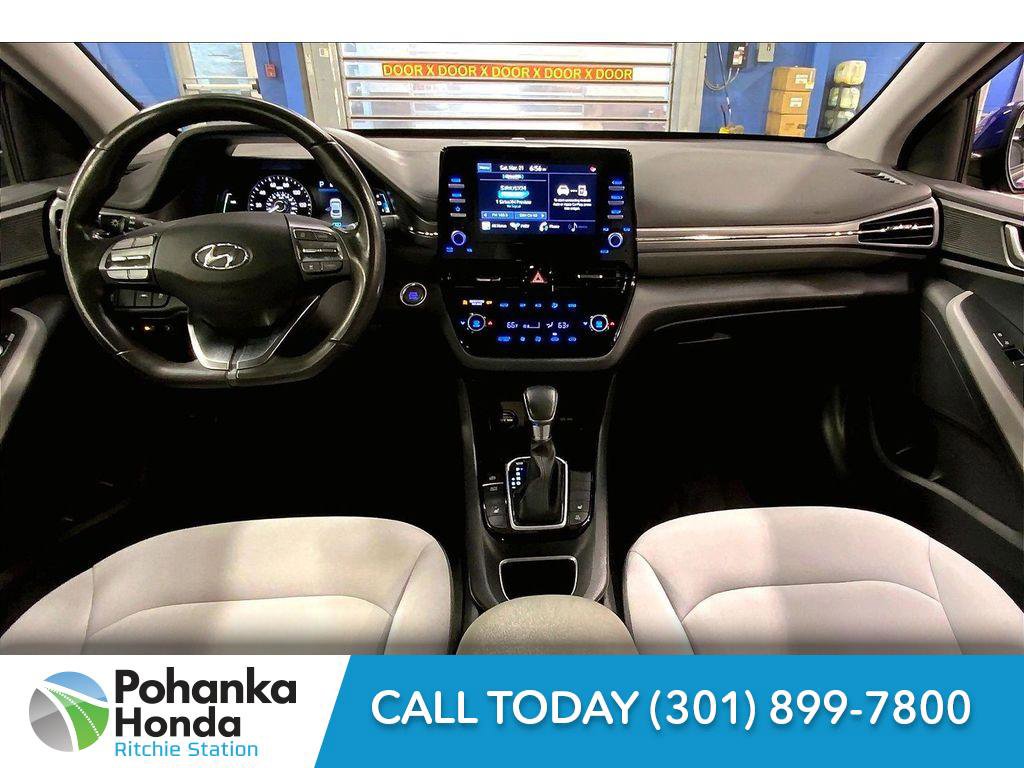 Used 2022 Hyundai Ioniq SE image 16