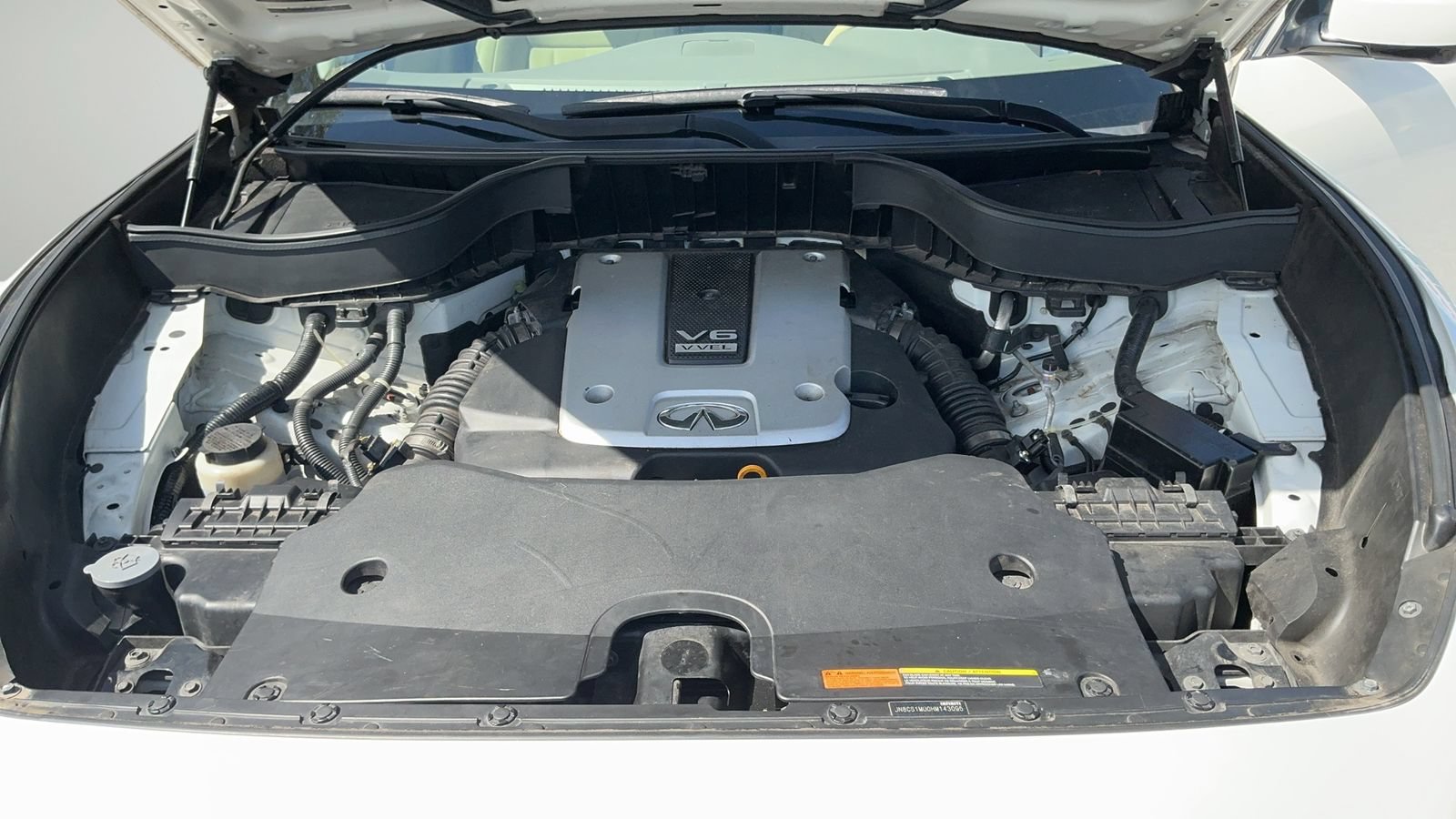 Used 2017 INFINITI QX70 2WD w/ Premium Package image 45